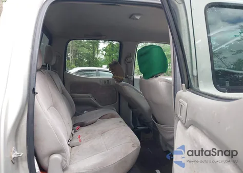 2001 Toyota Tacoma Base V6 z USA, uszkodzony, nr VIN 5TEHN72N81Z770275